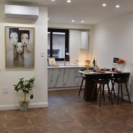 Apartamento Gloden House *