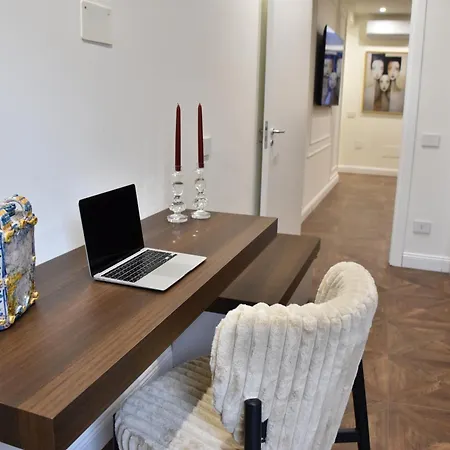 Gloden House Apartment *