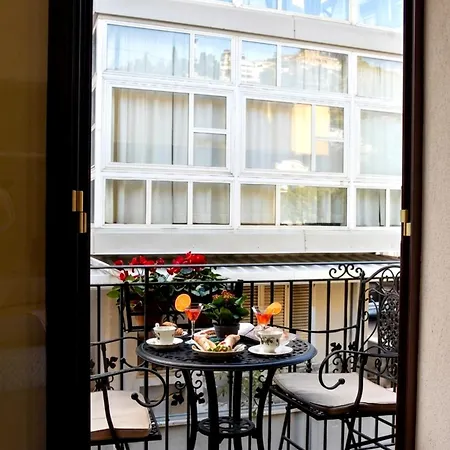 Gloeden House 公寓